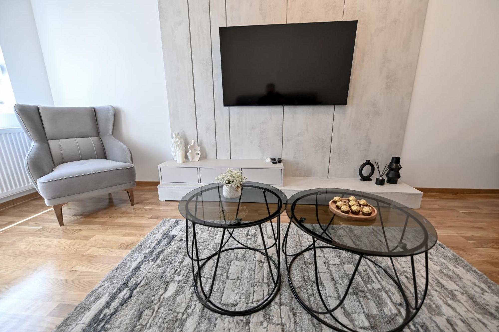 Appartamento Porto Lux Arandjelovac Esterno foto